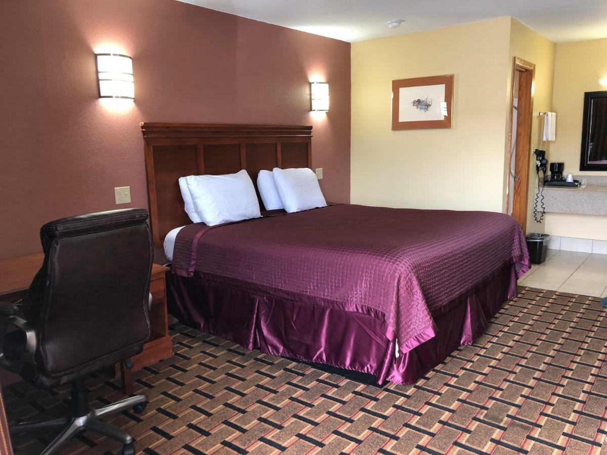 Americas Best Value Inn-Indianola Ngoại thất bức ảnh
